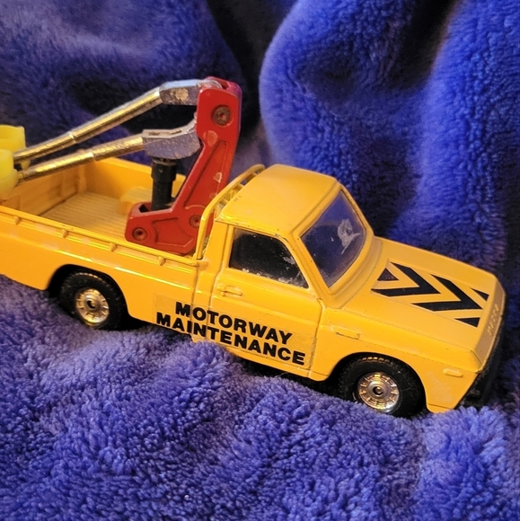 CORGI Made in Great Britain metal die cast cars dinky toys vintage 1970s - Picture 6 of 9